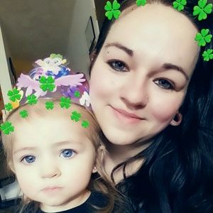 Meet your Posher, Desiree